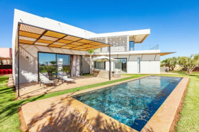 Amelkis, villa luxe front golf